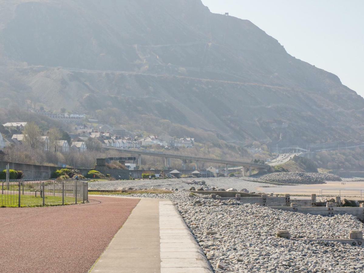 2 Hwyrfryn Stables Villa Penmaen-mawr Kültér fotó